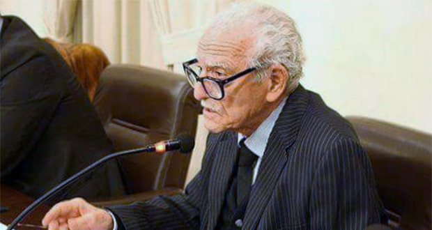 Rossano Il Professor Giovanni Sapia Saluta Il Codex informazione e comunicazione
